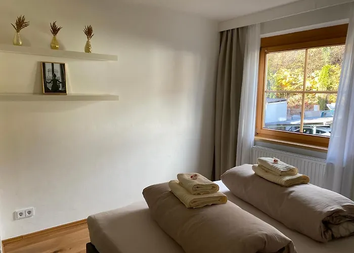 Gemuetliche Mit Gartenblick İnnsbruck